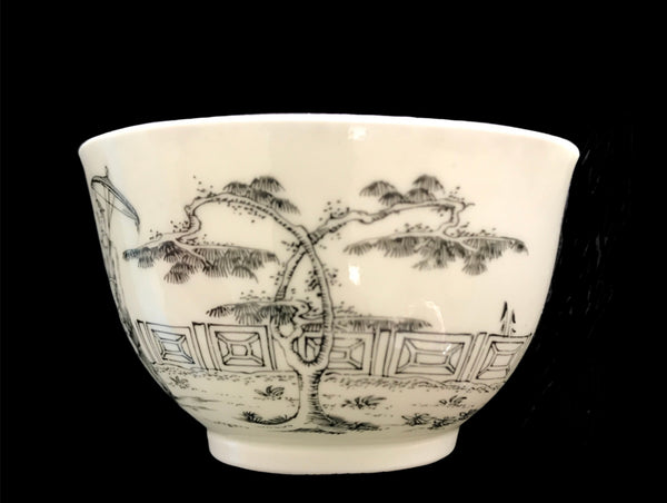 18th Century Worcester Porcelain Teabowl, Black Pencilled
