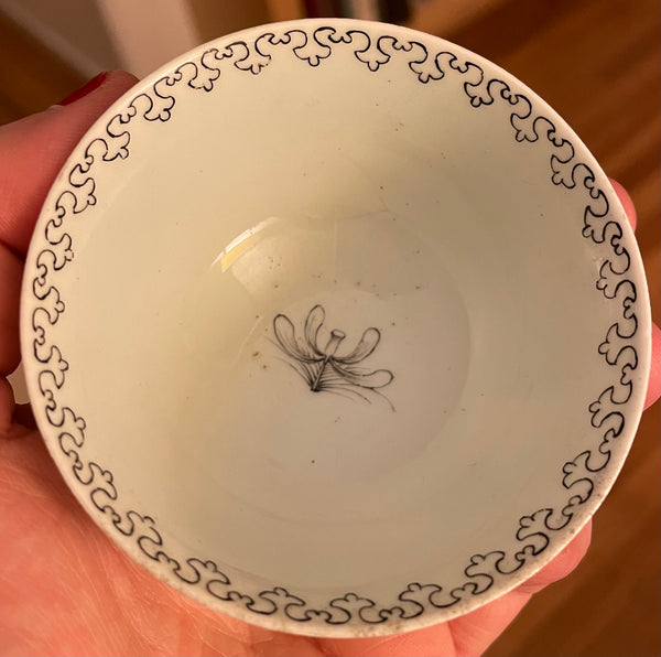 18th Century Worcester Porcelain Chinoiserie Pencilled Teabowl